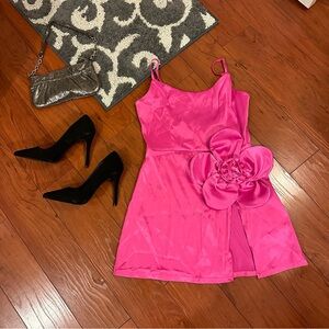 ✨NWT Sexy Hot Pink Satin Large Flower Side Slit Mini Dress Size M